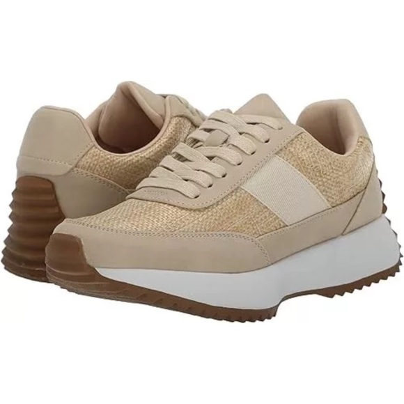 Dolce Vita Bettie Sneaker NEW 8 1/2 - Picture 1 of 8